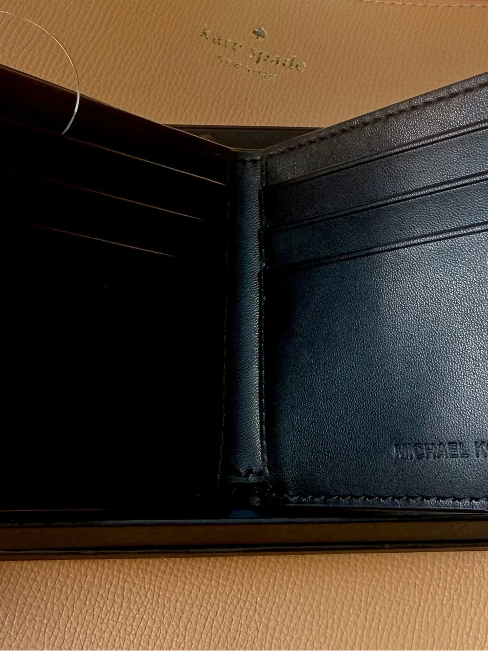 Michael Kors Men's Slim Billfold Wallet - Black (new)